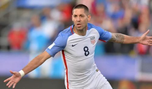 pemain terbaik amerika serikat clint dempsey